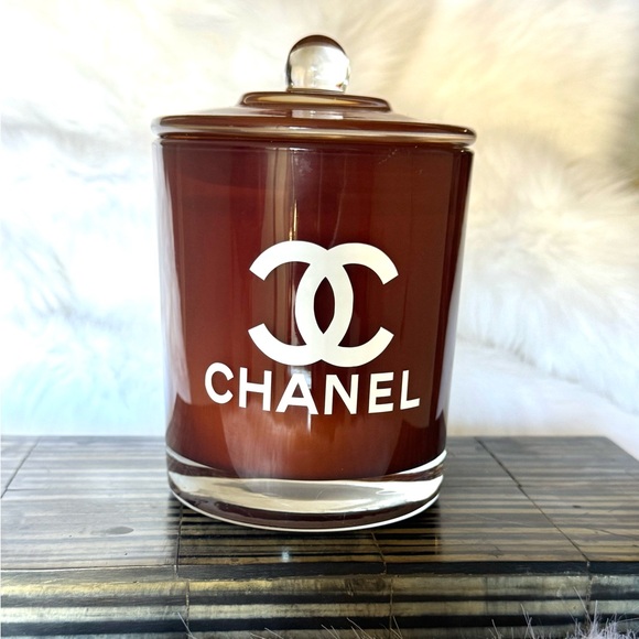 CHANEL Rich Brown Glass Candle - Picture 2 of 7
